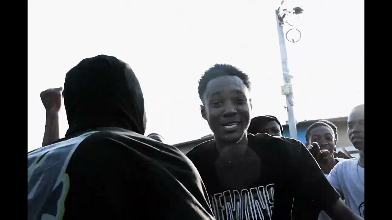 Watch LA B7- ESPRIT ( CLIP OFFICIEL) on YouTube Watch LA B7- ESPRIT ( CLIP OFFICIEL) on YouTube