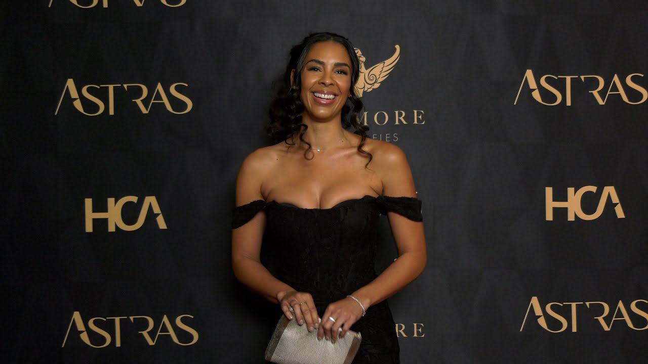 Alice Hunter 2024 Astra TV Awards Red Carpet Fashion Cam!