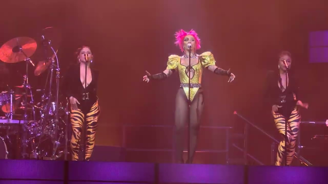 Watch One More Time - Doja Cat Ma Vie Tour @ Rod Laver Arena Melbourne Australia 25/11 on YouTube Watch One More Time - Doja Cat Ma Vie Tour @ Rod Laver Arena Melbourne Australia 25/11 on YouTube