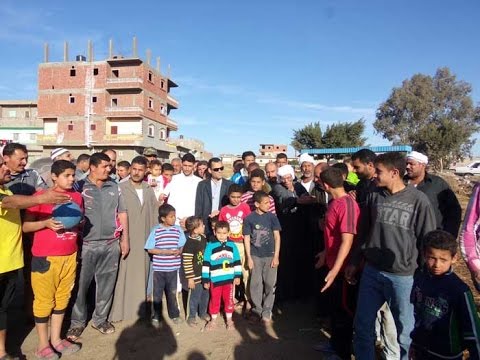 مباشر منديس مع اهالى عزبة الرملة قرية الحصاينة مركز السنبلاوين لطرح مشاكلهم