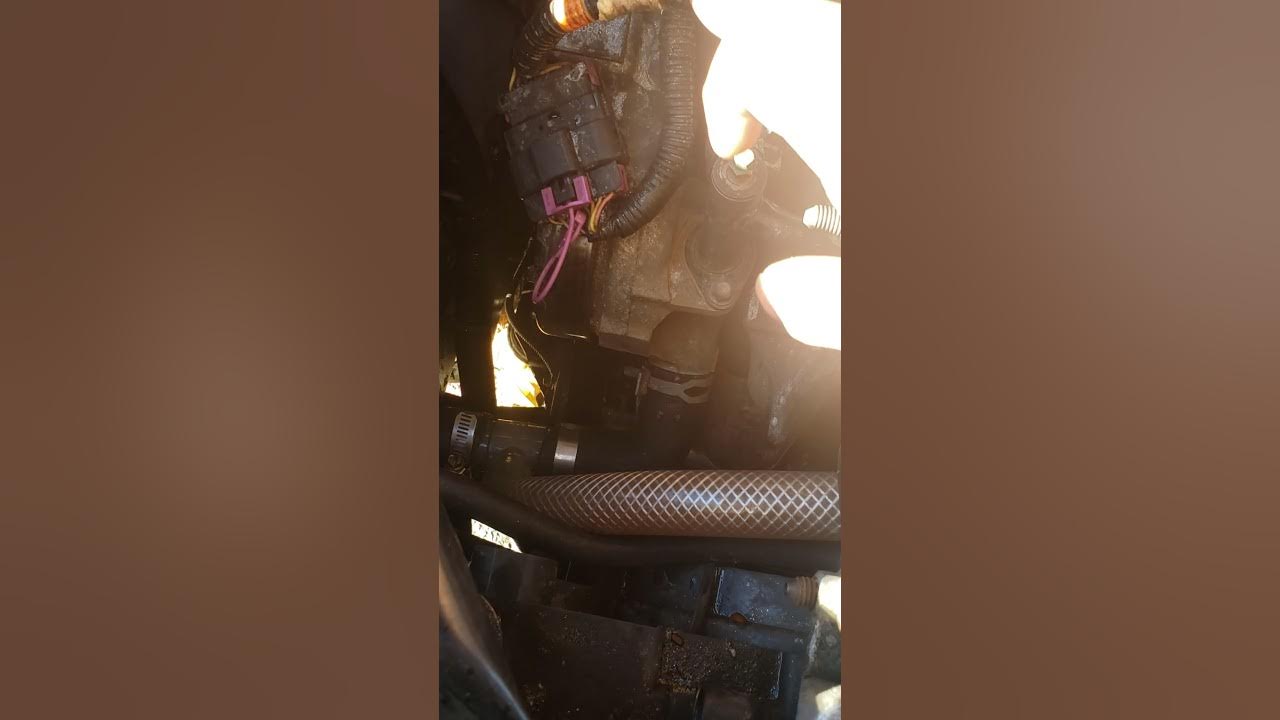 chevrolet uplander 2006 3.5 heater problem no heat at idle fixed - YouTube