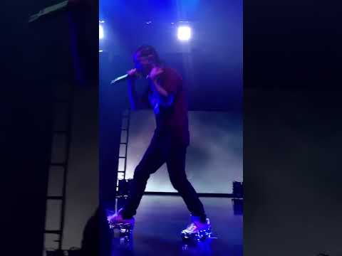 YZERR  Back Stage Cold in summer