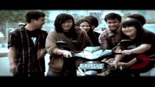 Video thumbnail of "YOVIE & NUNO - Sejuta Cinta"