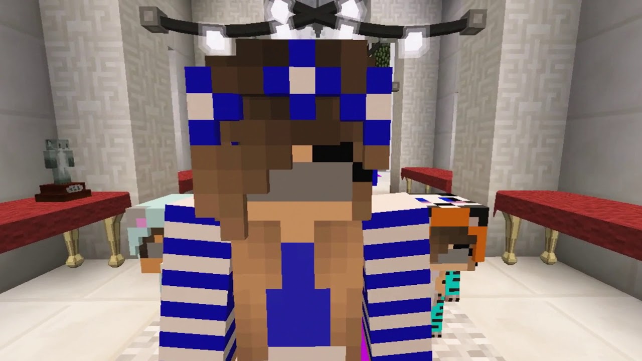 Minecraft BIRDBOX | Little Kelly and Baby Ellie go missing! (Little Carly Adventures).