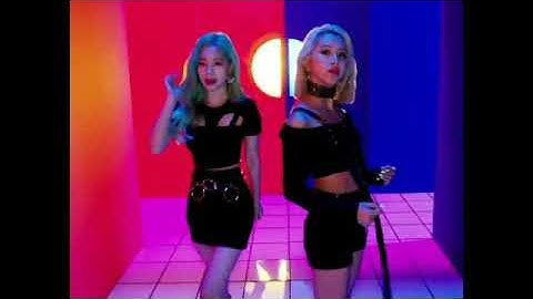 Twice - Breakthrough - Chaeyoung and Dahyun