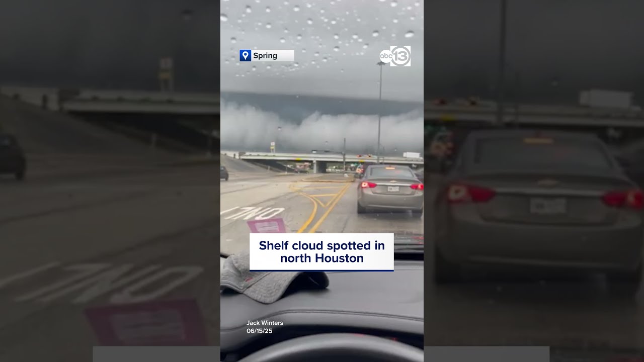 Shelf Cloud Spotted In North Houston