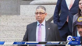 Sheldon Silver to remain free until hearing about appeal