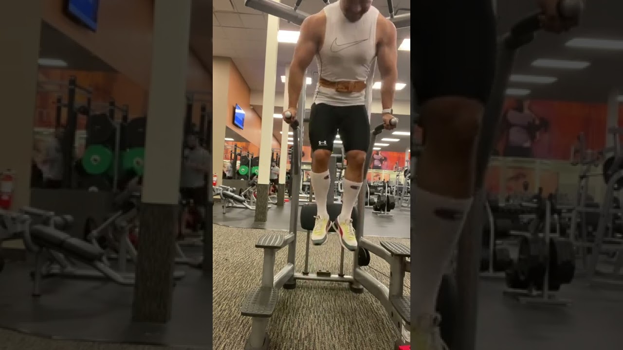 Dips, the best chest finisher. 3*15-20