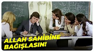 Ne Kadar Yakışıklı Bir Öğretmen Küçük Bey