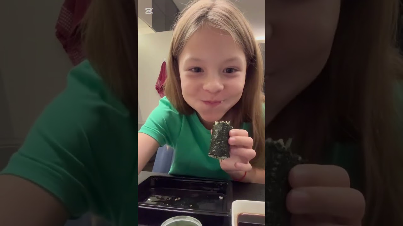 Съела ролл за 5 укусов