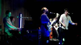 La derecha-Ay que dolor-Concierto 2011