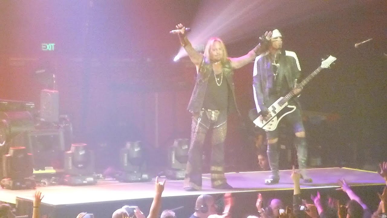 Motley Crue 16 Live Wire Adelaide, LIVE 21st May 2015 Their Final