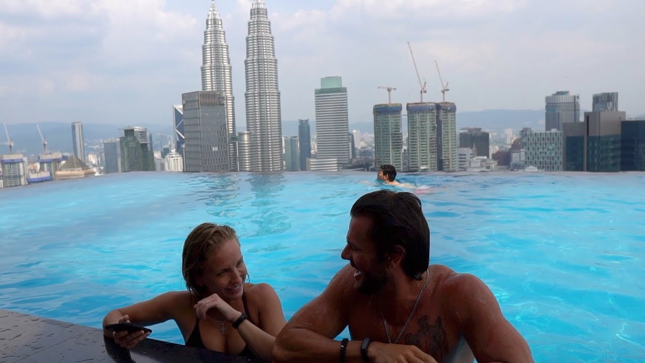 Малайзия бассейн на крыше
