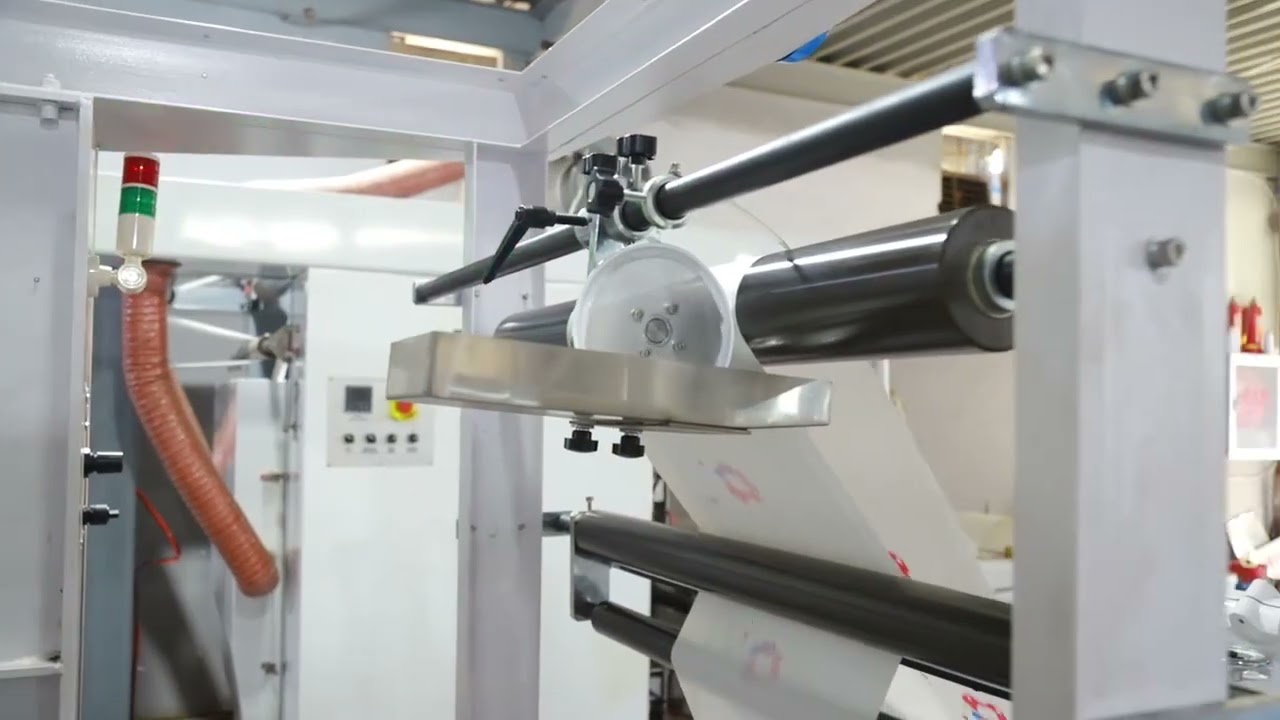 Машина для  изготовления бумажных пакетов