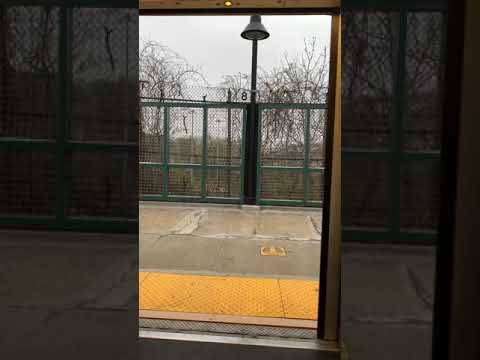 MTA NYC SUBWAY SHORTS: 2005 Kawasaki R142A Supplemental: #7762 Door Chime