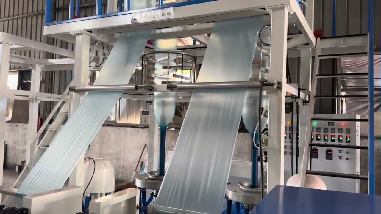 Two head film extruder