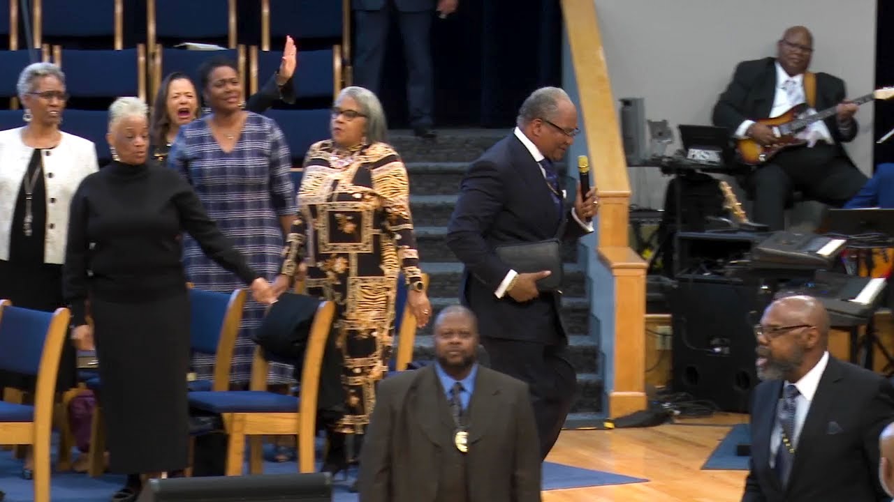 Bishop Wooden sings 