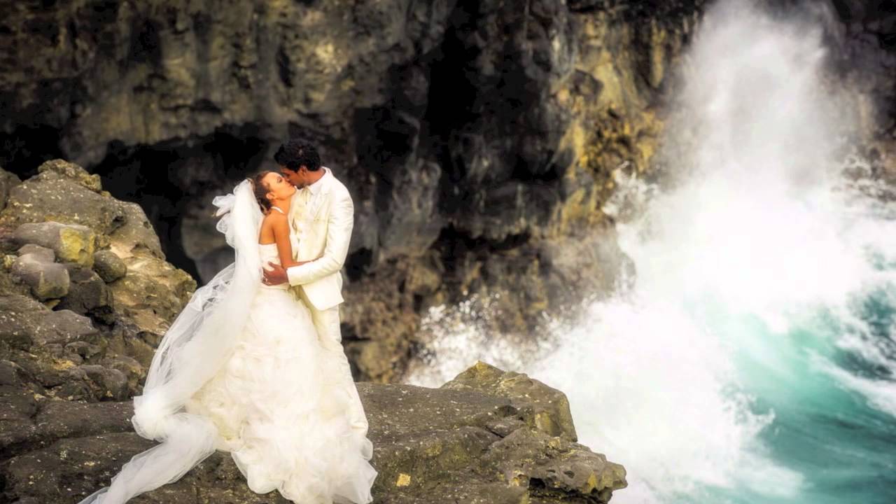 Wedding Photographer in Mauritius - YouTube