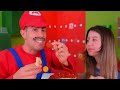Alejo Igoa! COMIENDO COMIDA DE VIDEOJUEGOS