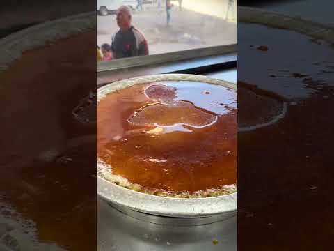 احلي60ج ممكن تصرفهم من عند كنافه وبسبوسه كنافة و بسبوسة