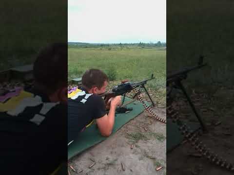 Разрушительное ранчо стреляю с ПКМ  Destructive ranch I shoot with PKM