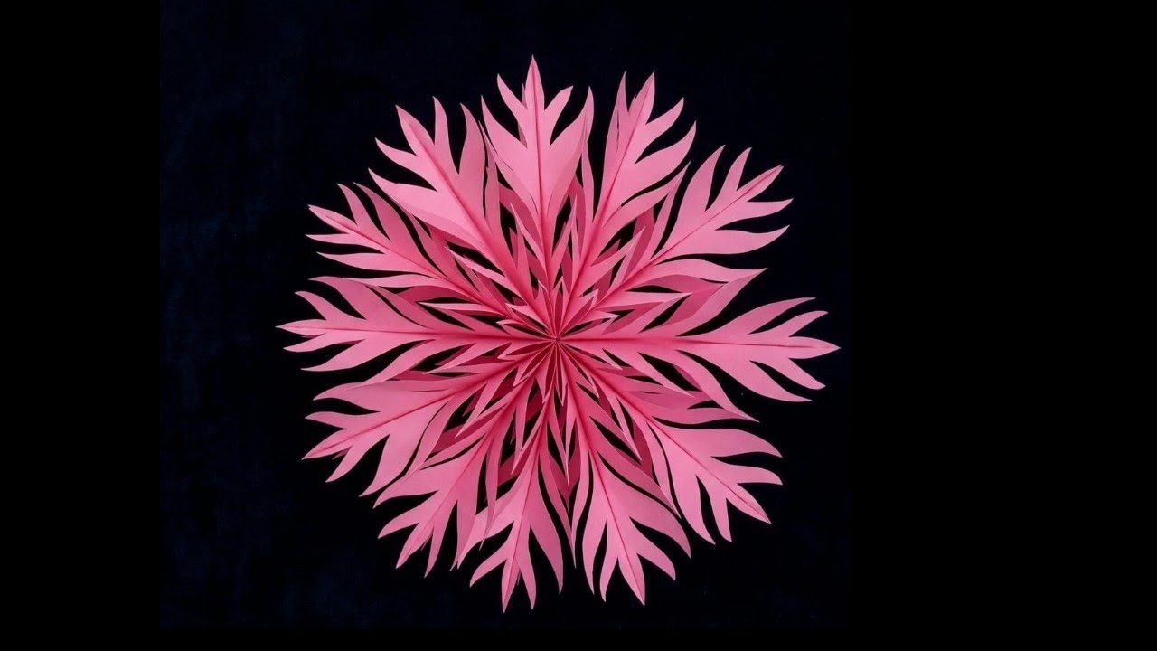 AMAZING DIY 3D HOME DECOR#snowflakes#wintercrafts#holidaycraft#paperflowerwallhanging #origami