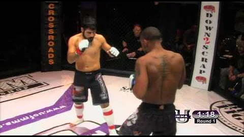 Juan De La Torre vs. A.J. Bryant (University of MM...