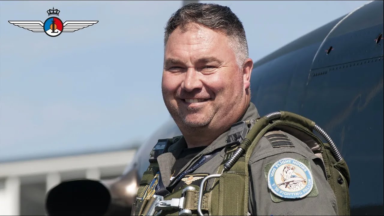 131 Squadron - Casper "Buff" over de vliegersopleiding (EMVO).