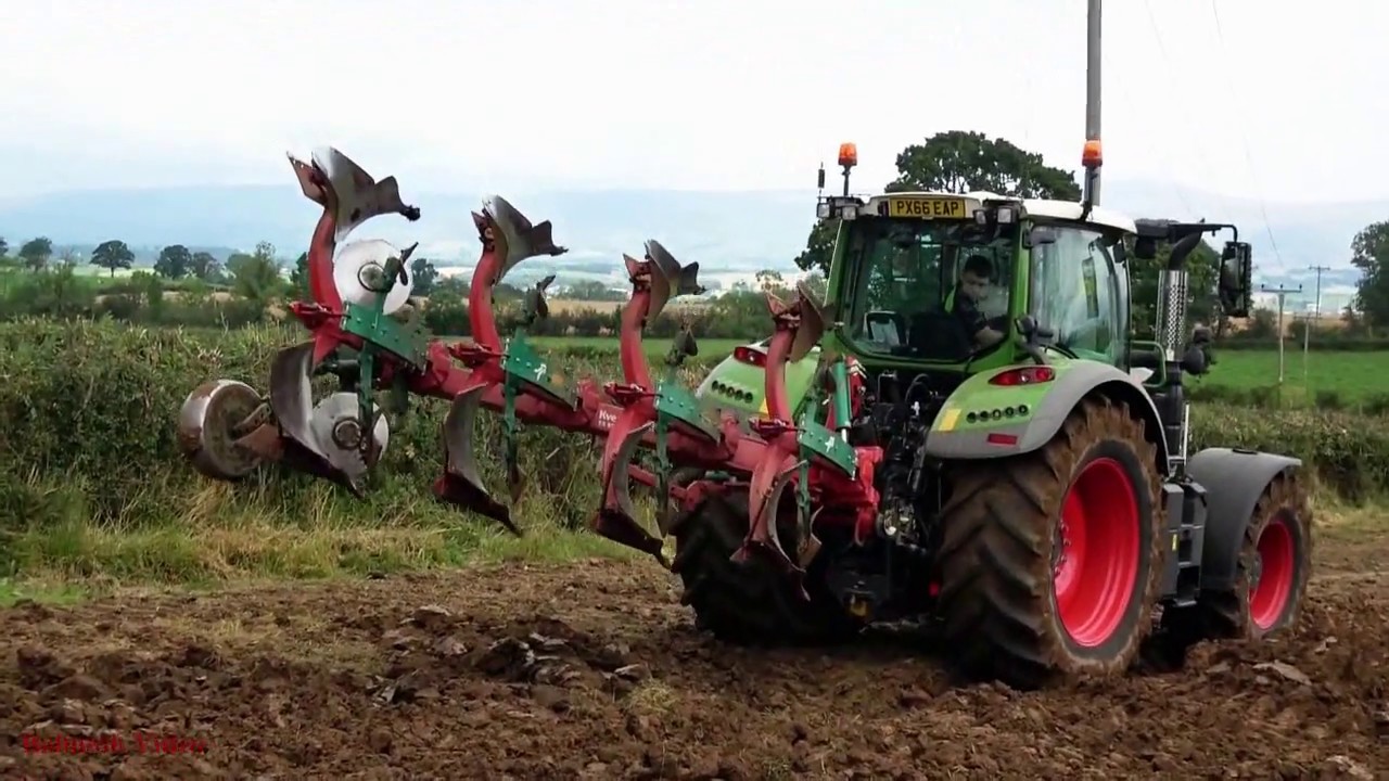 Ploughing for Seeds with Fendt 720.  Cab View.