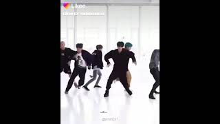 bts يرقصون ع اغنية سكودو بابا screenshot 3
