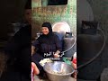 اه يا بيضه يا بيضه طب شافك فين يا بيضه شوفني مع ابويا وعمي واللي قاعدين في الاوضه اه يا بيضه بياضك 