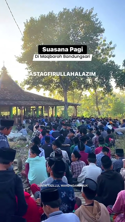 Ziarah bersama Santri FADLLUL WAHID NGANGKRUK, Grobogan - Jawa Tengah. #santrikeren #ayomondok
