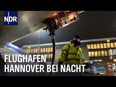 Eine NACHT HEIMLICH am FLUGHAFEN übernachten! 😱 (Security kommt..)