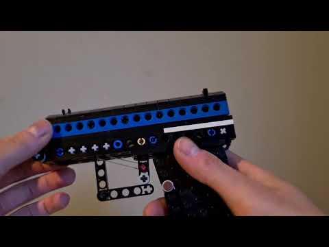 True 3 stud wide magazine fed lego pistol. new mechanism + instructions!