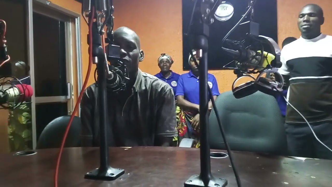 VIBE LA WEEKEND NA WADAU USHINDI FM RADIO 98.5Mhz MBEYA IMEISHA KWA KUIMBA.