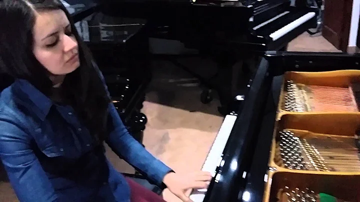 Daniela Verdugo en un piano Verdugo 2015