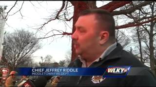 Jeffersontown woman escaped burning home Thursday morning