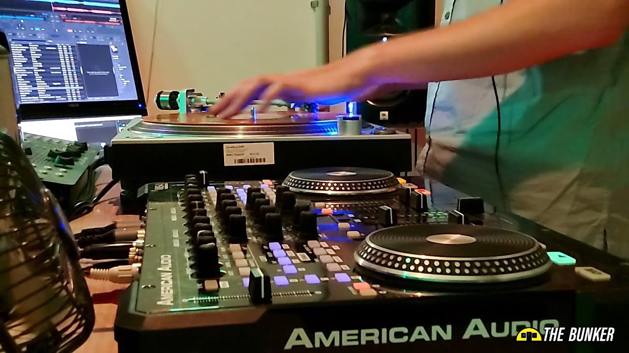 First vinyl set in #TheBunker