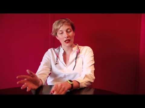 Interview de Tiphaine De Trogoff pour son CV Vidéo qui a fait le Buzz de 2013