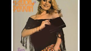 Video thumbnail of "Ajda Pekkan - Bir Garip Yolcuyum (SEN MUTLU OL 1981)"