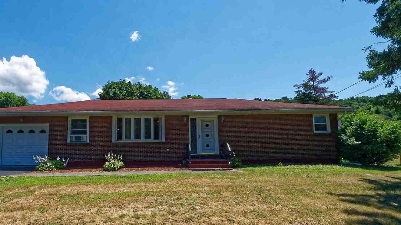 2 ALBERT DR, Schaghticoke, NY Presented by Kevin Clancy. YouTube