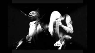 Muddy Waters &amp; Johnny Winter - Got My Mojo Working