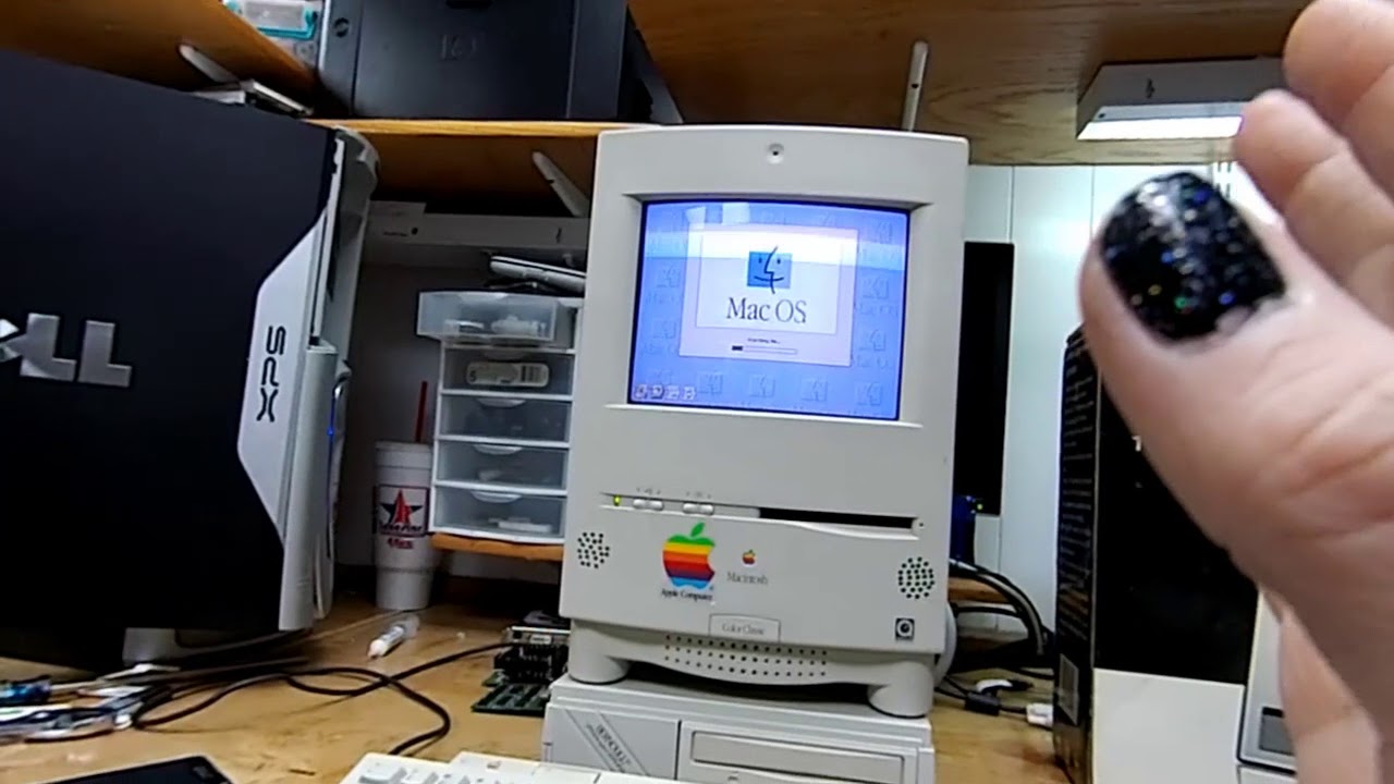 Macintosh Color Classic Mystic/Takky - YouTube