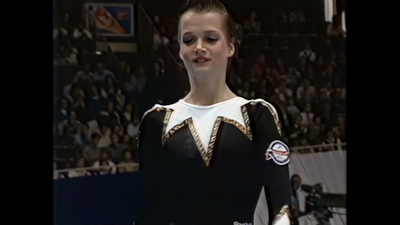 体操 スベトラーナ ホルキナ 1994年世界選手権 床運動 Youtube