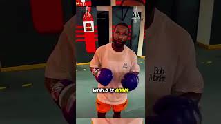 Mayweather SHOCKS Everyone At Broner's Camp! 😱 #mayweather #broner #boxing #boxingnews #BoxingEra