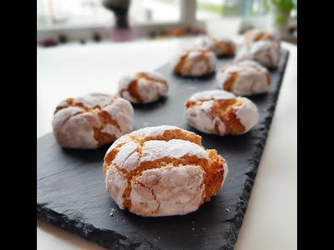 Einfaches Rezept für weiche Amaretti - schnell und gelingsicher | Julia's Baking Passion