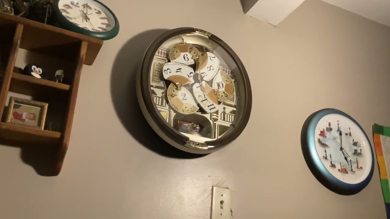 seiko melodies in motion wall clock 2024 model strikes 5pm on b melodies mode 