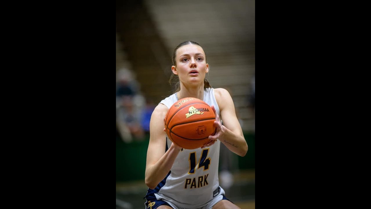 Fast Break with Taylor Holohan (AP '24, Northeastern freshman)