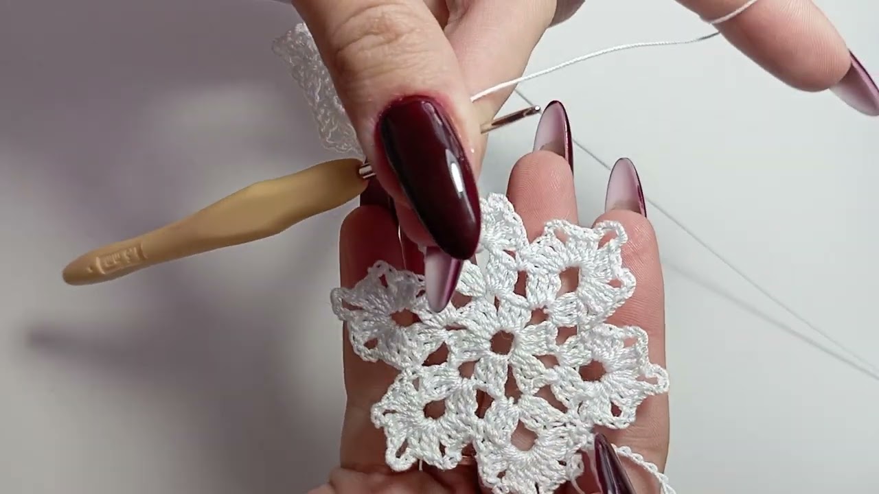 Śnieżynka na szydełku krok po kroku 