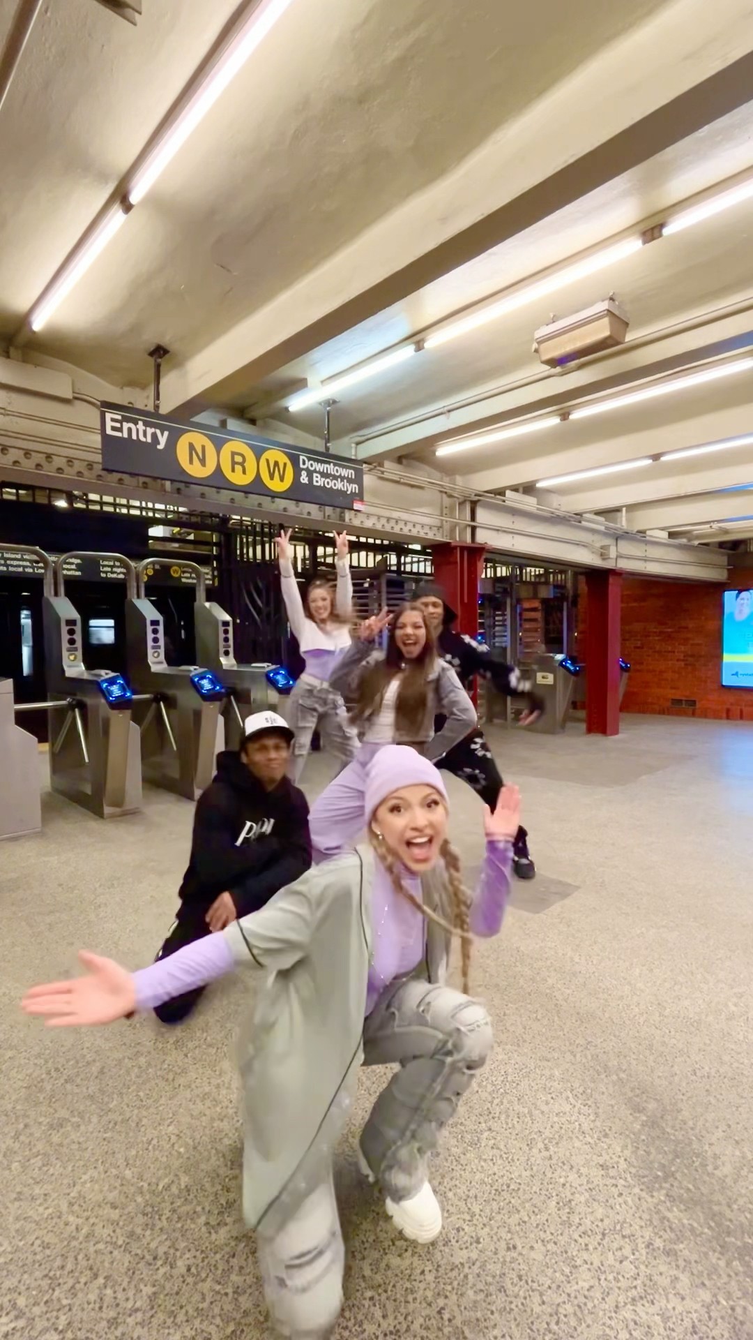 Shuffling in the Subway ?? @Shafar_sjc | Triple Charm #Shorts